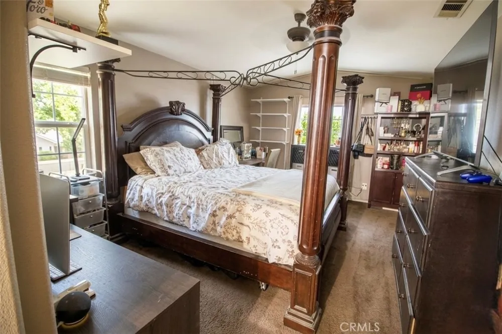 3891 Albillo Loop Perris, CA 92571