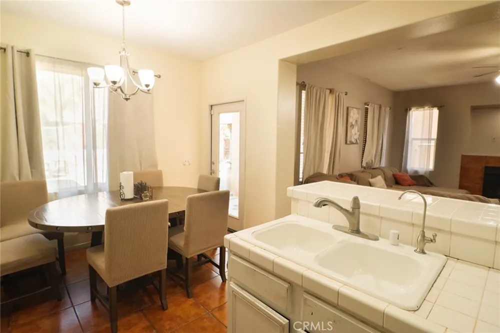 3891 Albillo Loop Perris, CA 92571