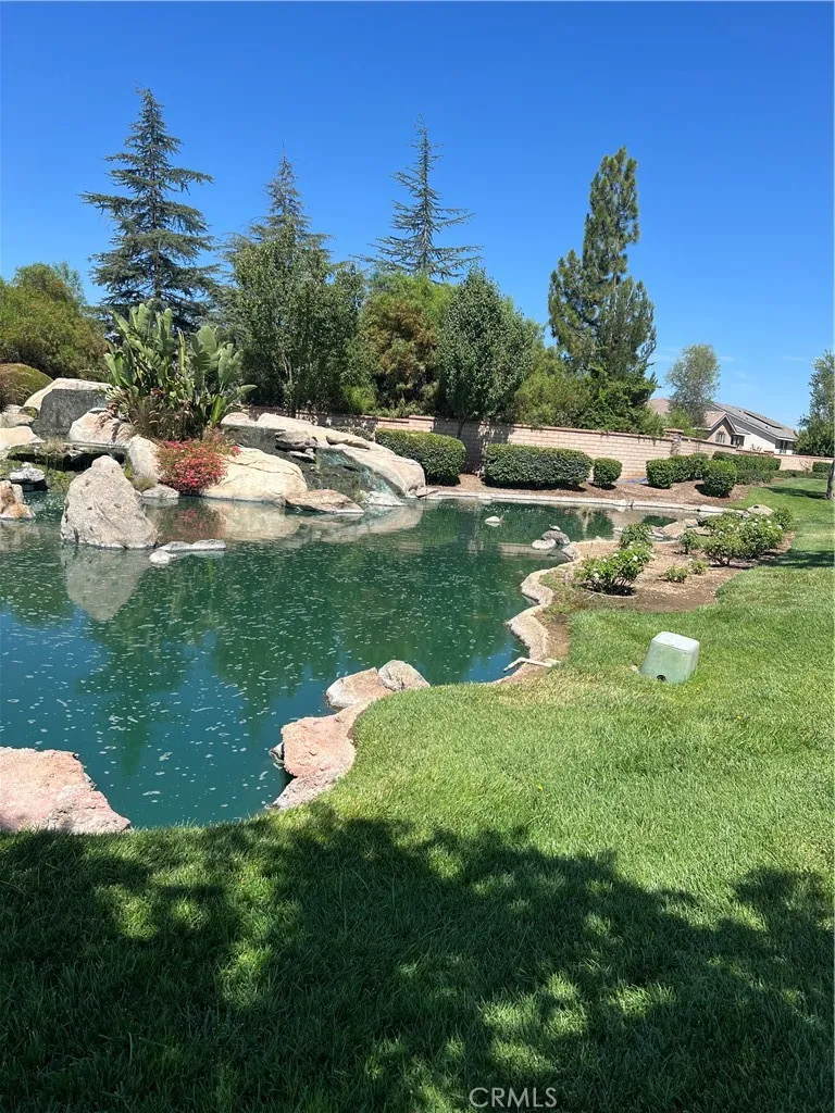 3891 Albillo Loop Perris, CA 92571