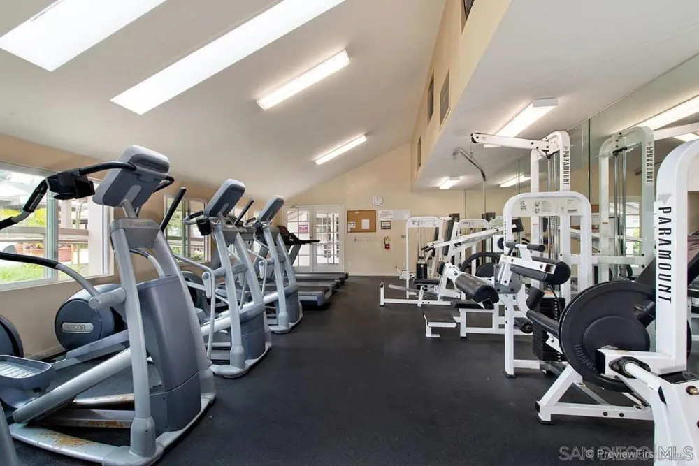 8570 Via Mallorca #E La Jolla, CA 92037