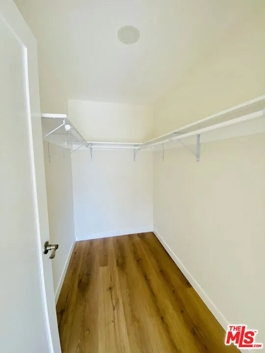 1000 S Sherbourne Drive #1010 Los Angeles, CA 90035