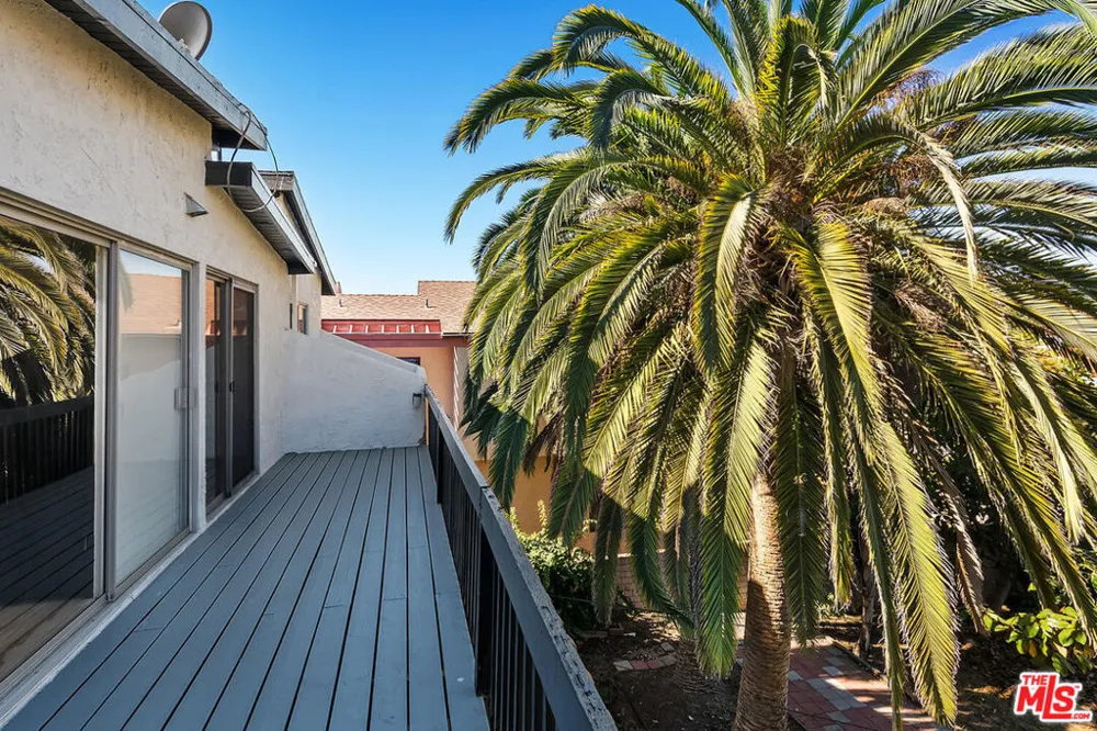 1315 17th Street Manhattan Beach, CA 90266
