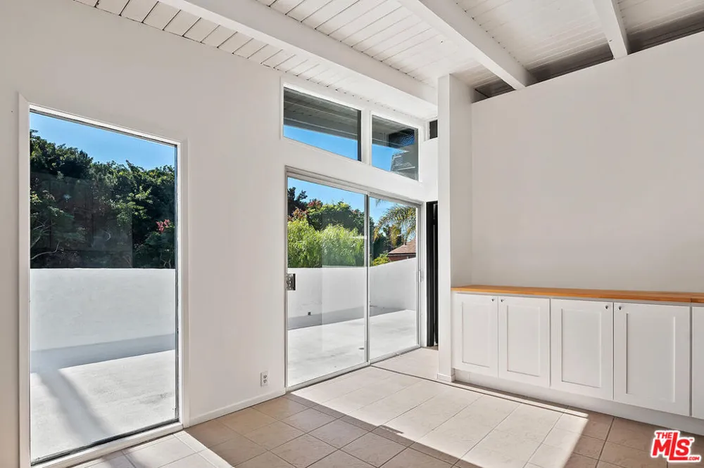1315 17th Street Manhattan Beach, CA 90266