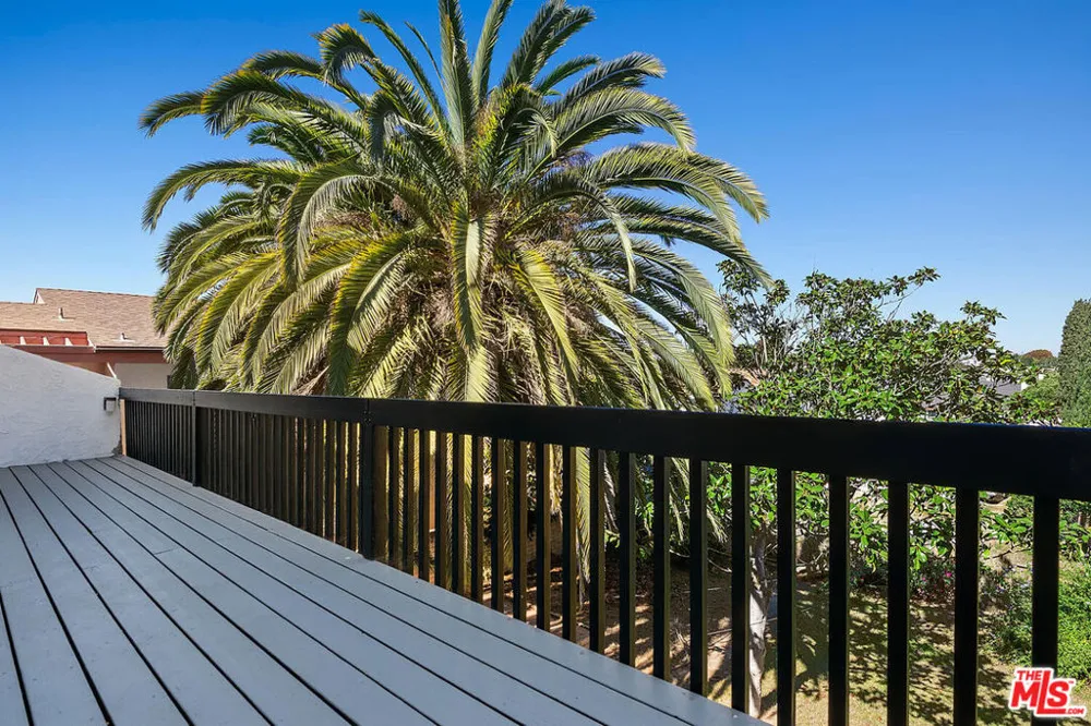 1315 17th Street Manhattan Beach, CA 90266