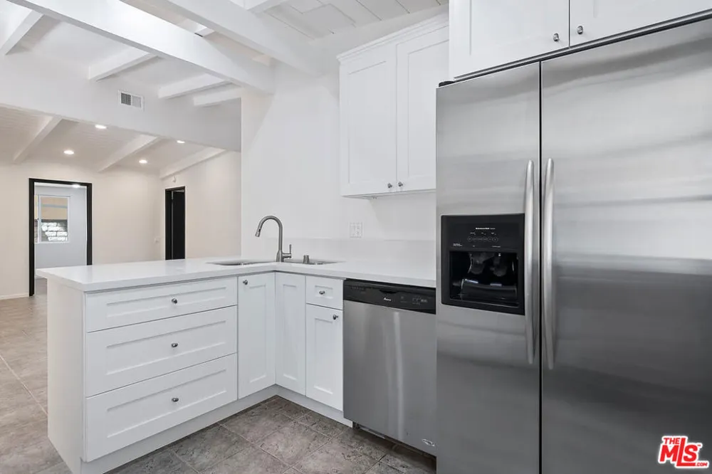 1315 17th Street Manhattan Beach, CA 90266