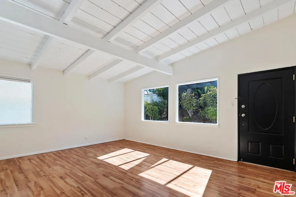 1315 17th Street Manhattan Beach, CA 90266