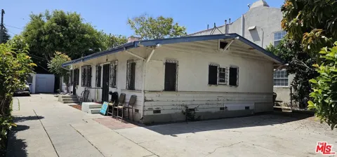 1243 Beachwood Drive