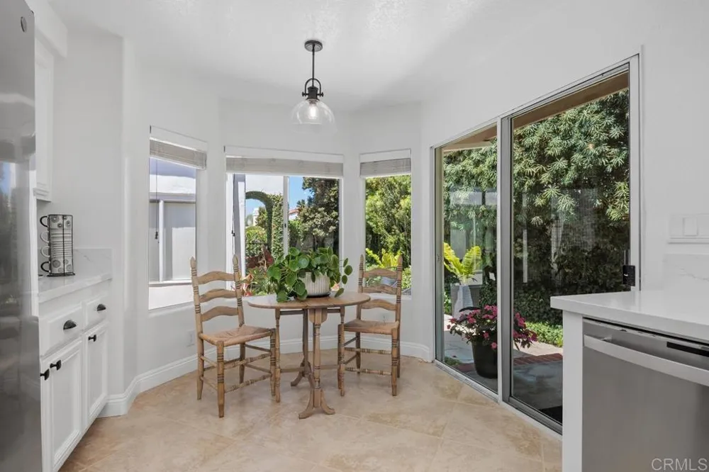 4784 Galicia Way Oceanside, CA 92056
