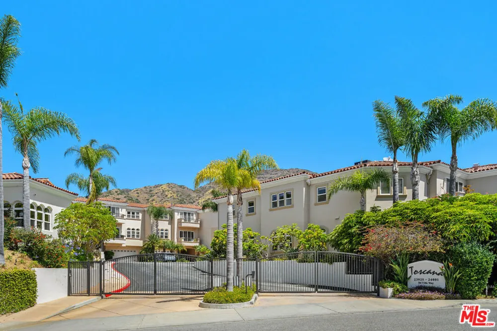 23963 De Ville Way Malibu, CA 90265