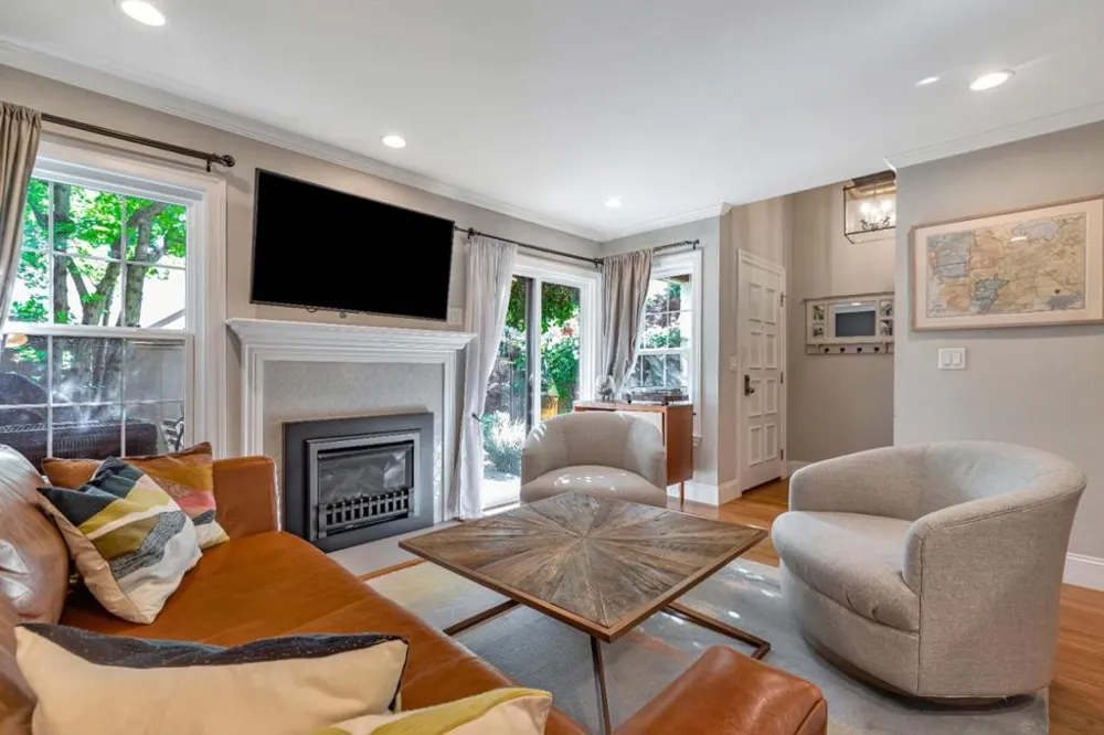 1888 Huxley Court San Jose, CA 95125