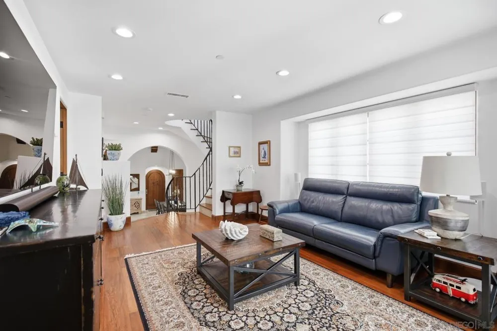 935 F Ave Coronado, CA 92118