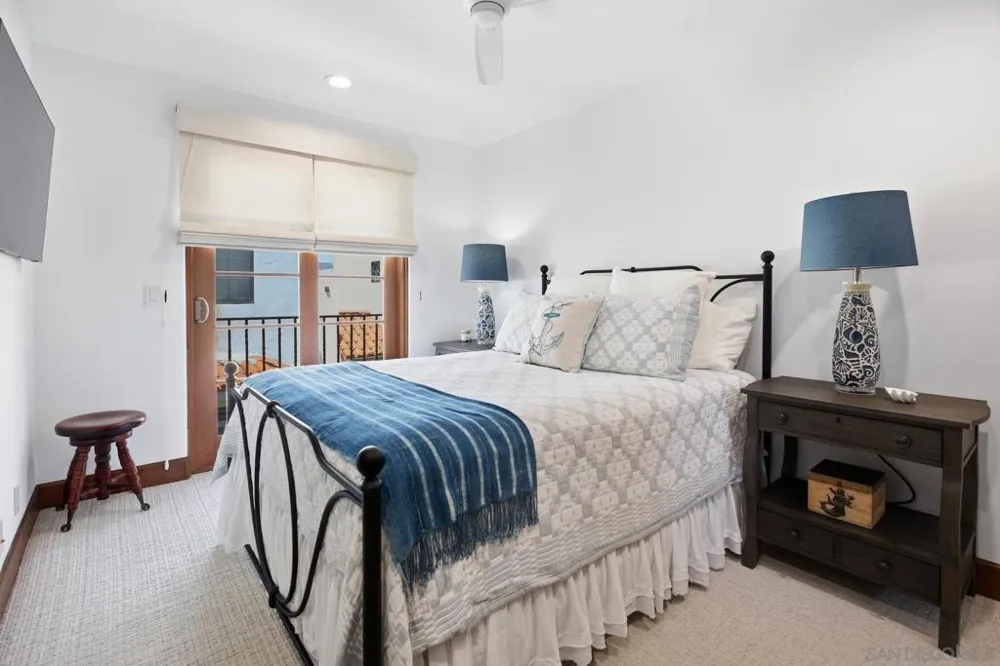 935 F Ave Coronado, CA 92118