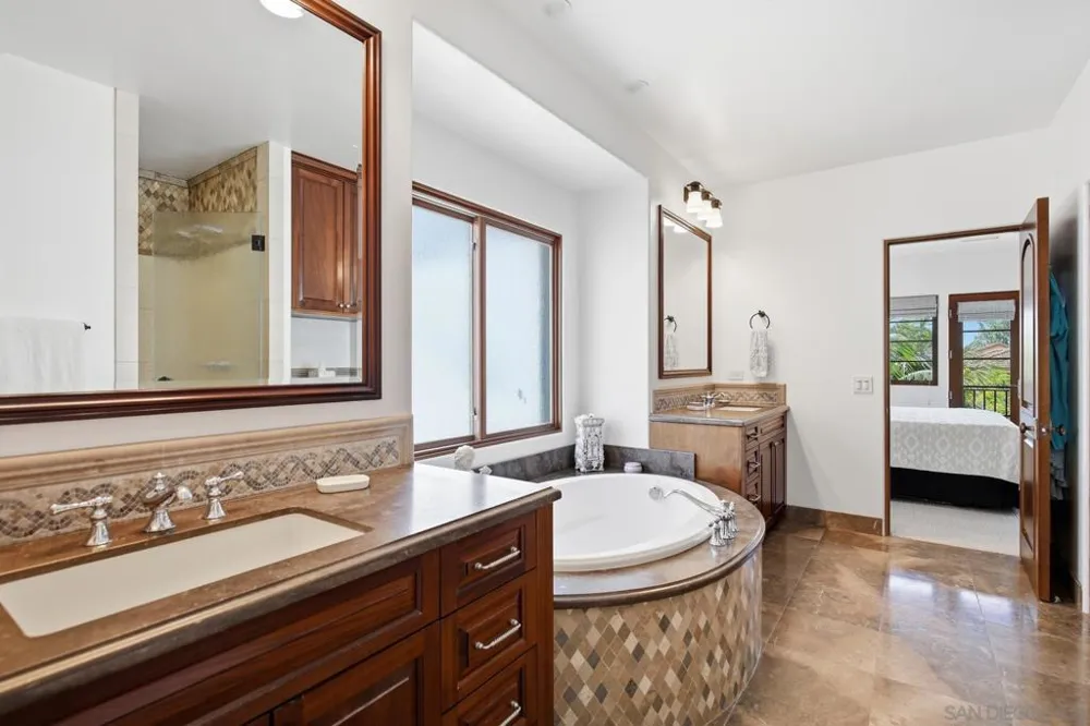 935 F Ave Coronado, CA 92118