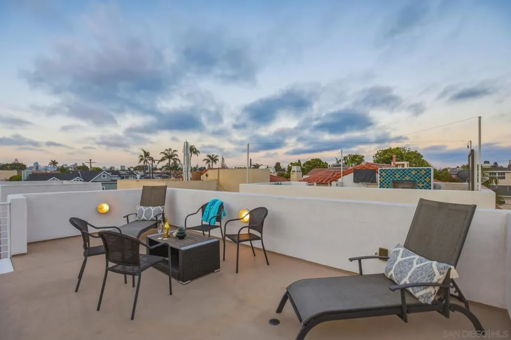 935 F Ave Coronado, CA 92118