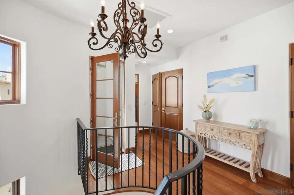935 F Ave Coronado, CA 92118