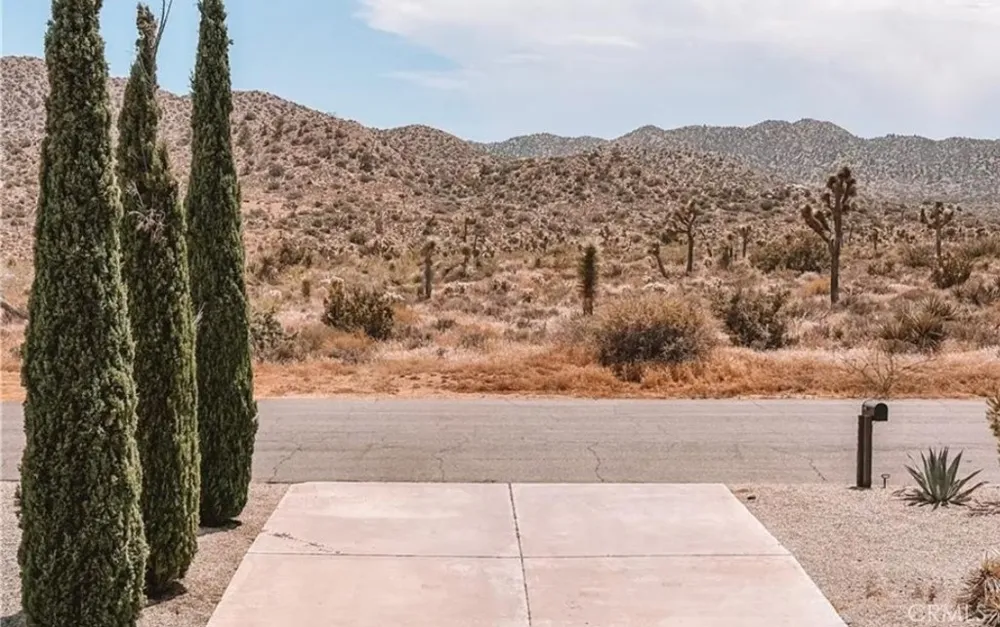 58648 San Marino Yucca Valley, CA 92284
