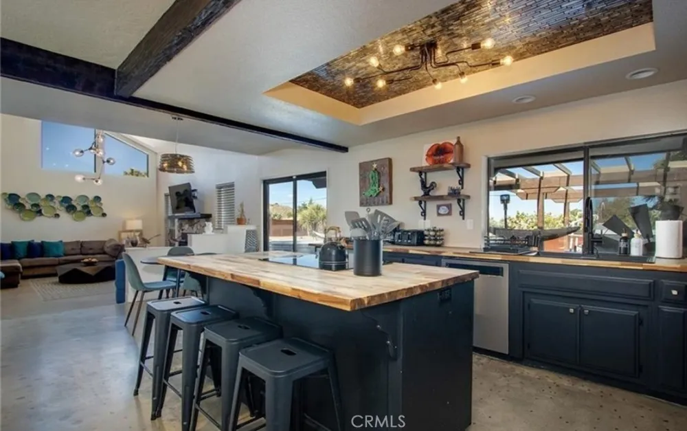 58648 San Marino Yucca Valley, CA 92284