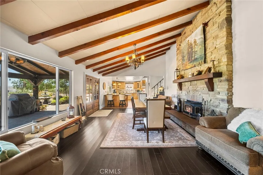32935 Canyon Quail Trail Agua Dulce, CA 91390