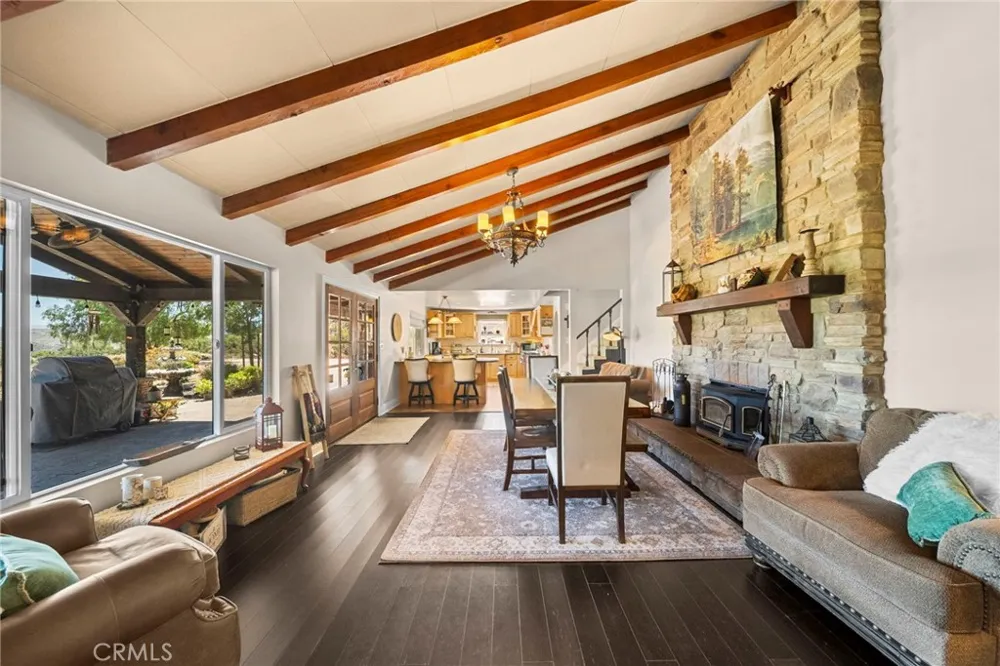32935 Canyon Quail Trail Agua Dulce, CA 91390