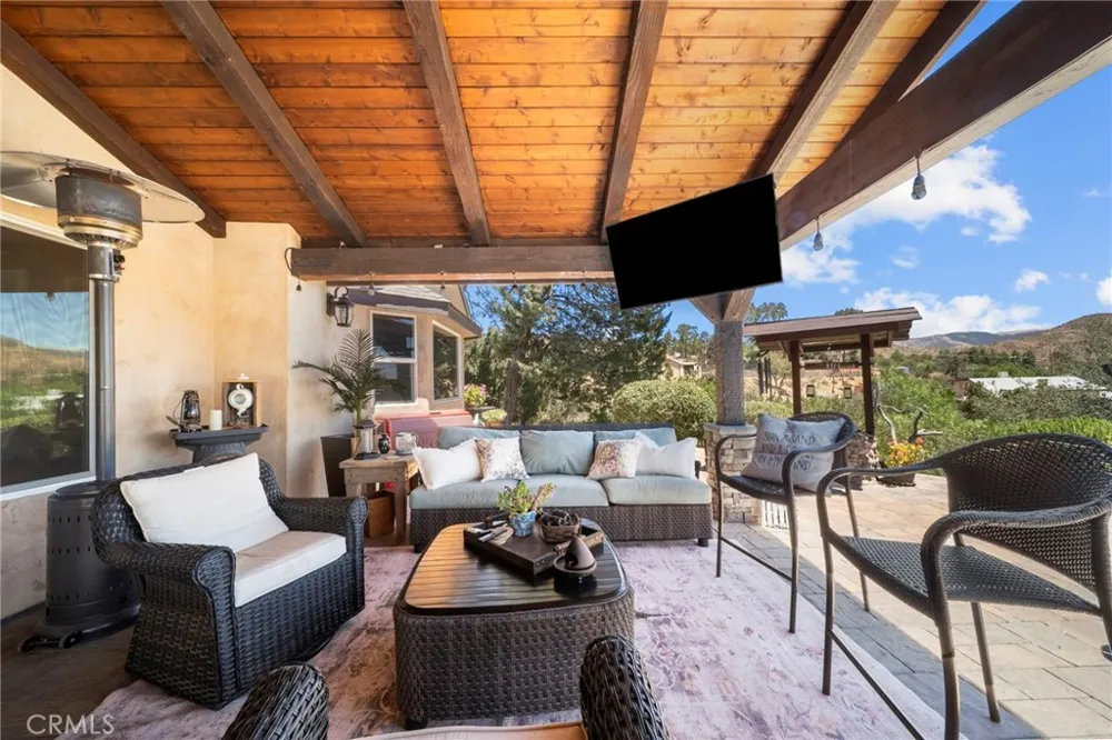 32935 Canyon Quail Trail Agua Dulce, CA 91390