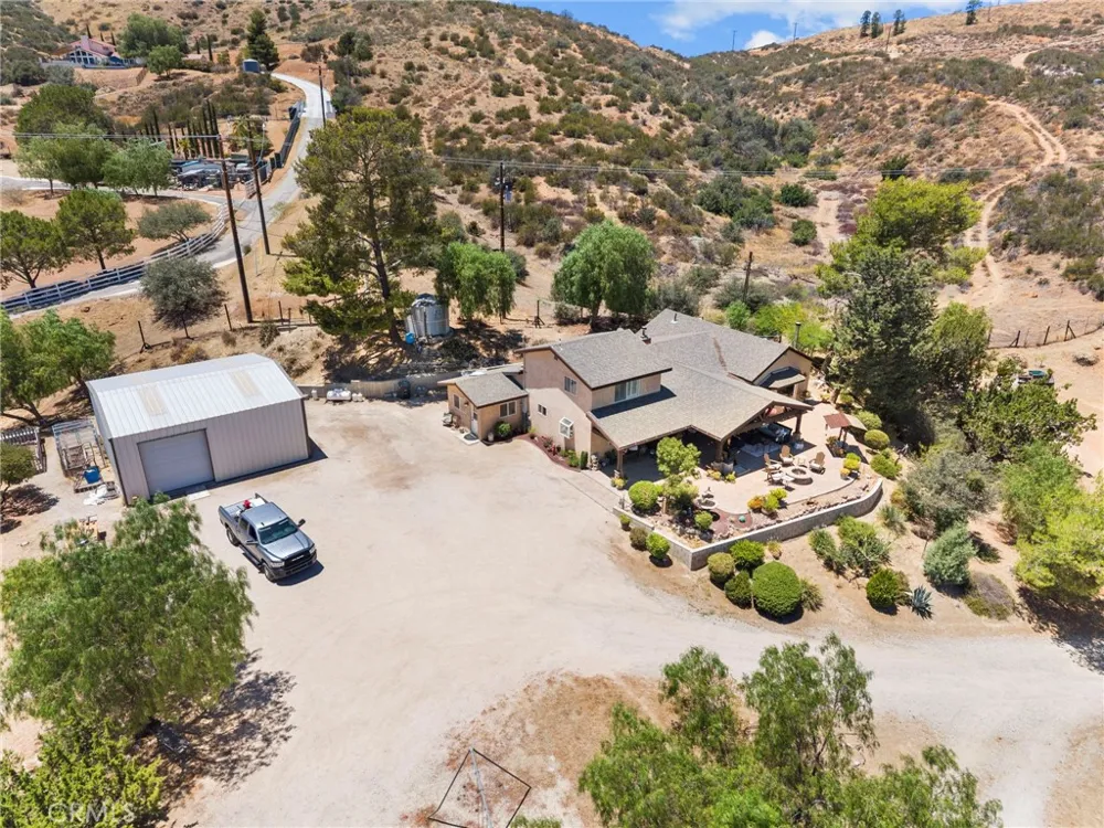 32935 Canyon Quail Trail Agua Dulce, CA 91390