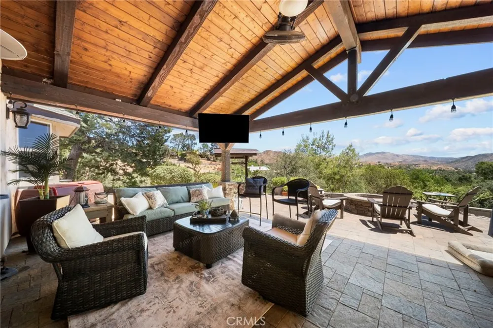 32935 Canyon Quail Trail Agua Dulce, CA 91390