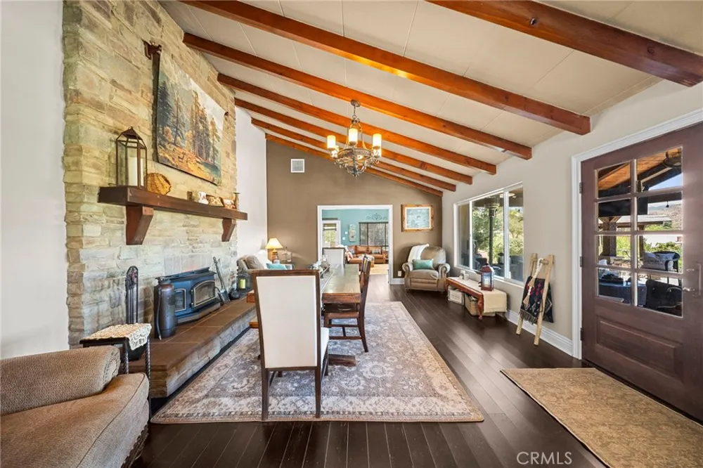 32935 Canyon Quail Trail Agua Dulce, CA 91390