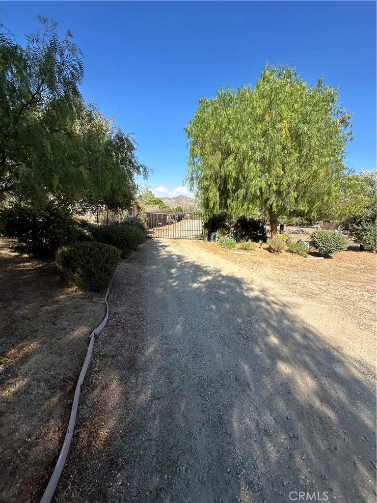 32935 Canyon Quail Trail Agua Dulce, CA 91390