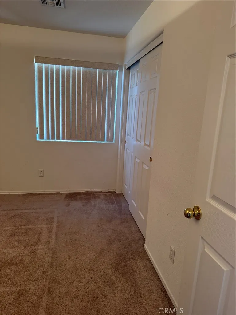 14758 Sandstone Adelanto, CA 92301