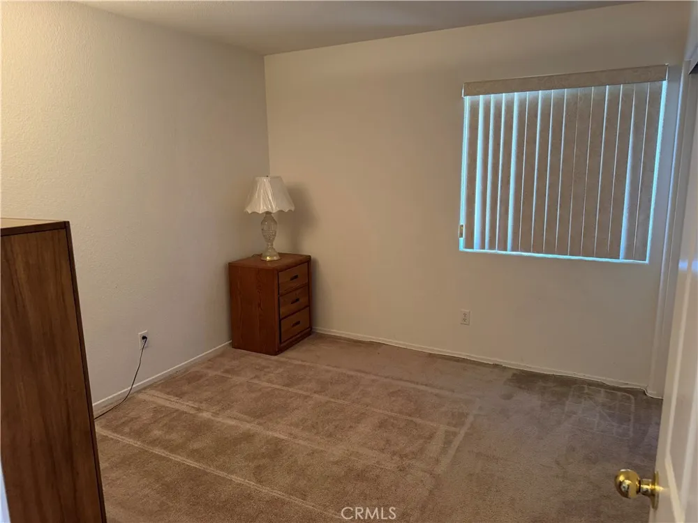 14758 Sandstone Adelanto, CA 92301