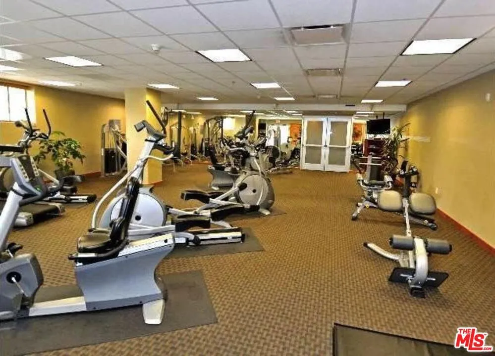 4050 Glencoe Avenue #309 Marina del Rey, CA 90292