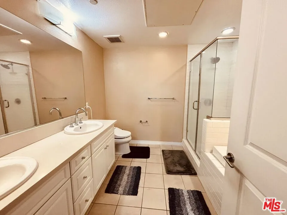 4050 Glencoe Avenue #309 Marina del Rey, CA 90292