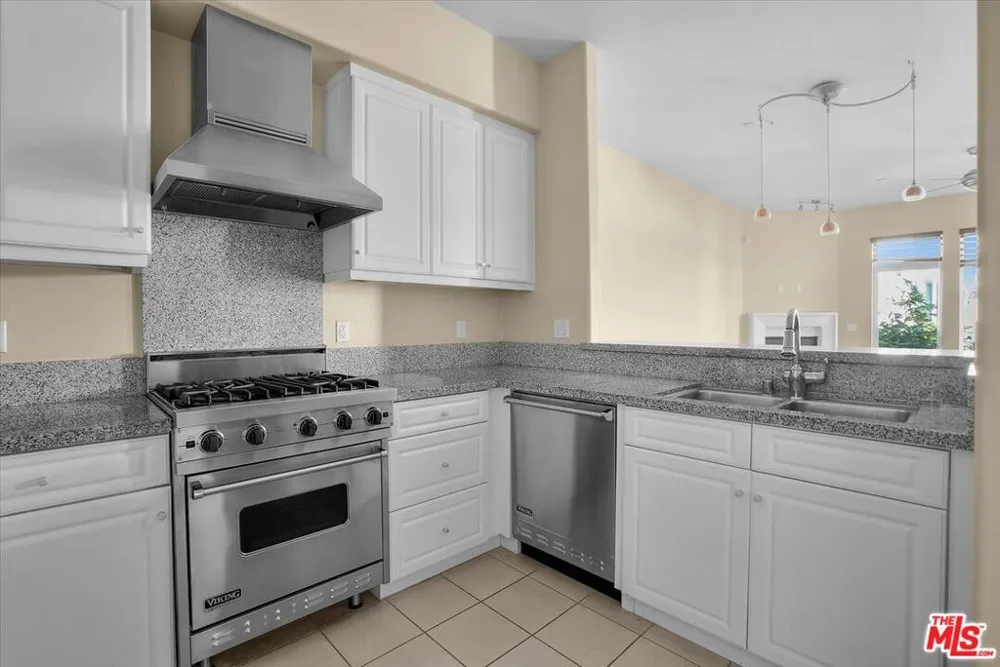 4050 Glencoe Avenue #309 Marina del Rey, CA 90292