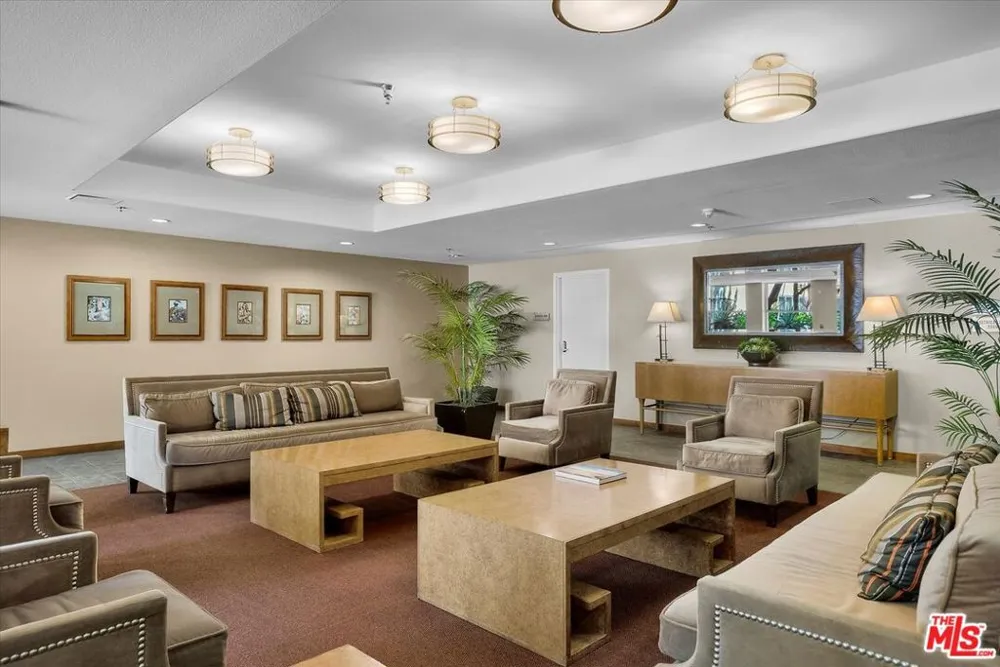 4050 Glencoe Avenue #309 Marina del Rey, CA 90292