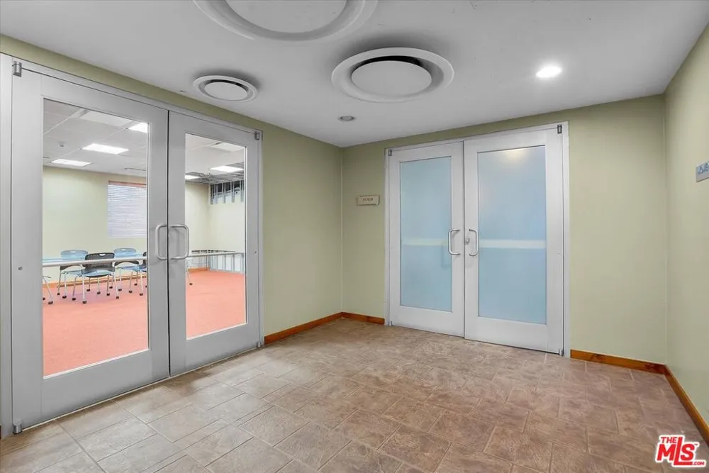 4050 Glencoe Avenue #309 Marina del Rey, CA 90292