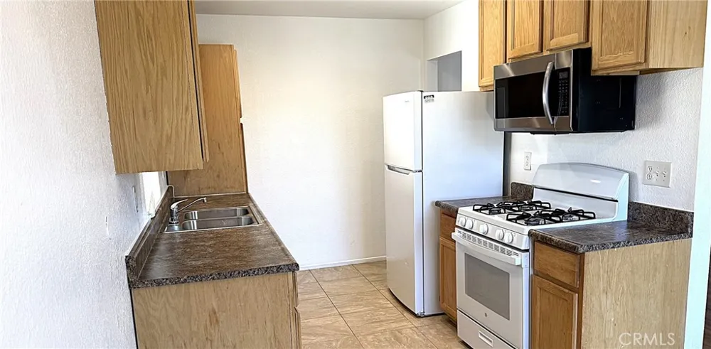 302 E Blueridge Orange, CA 92865