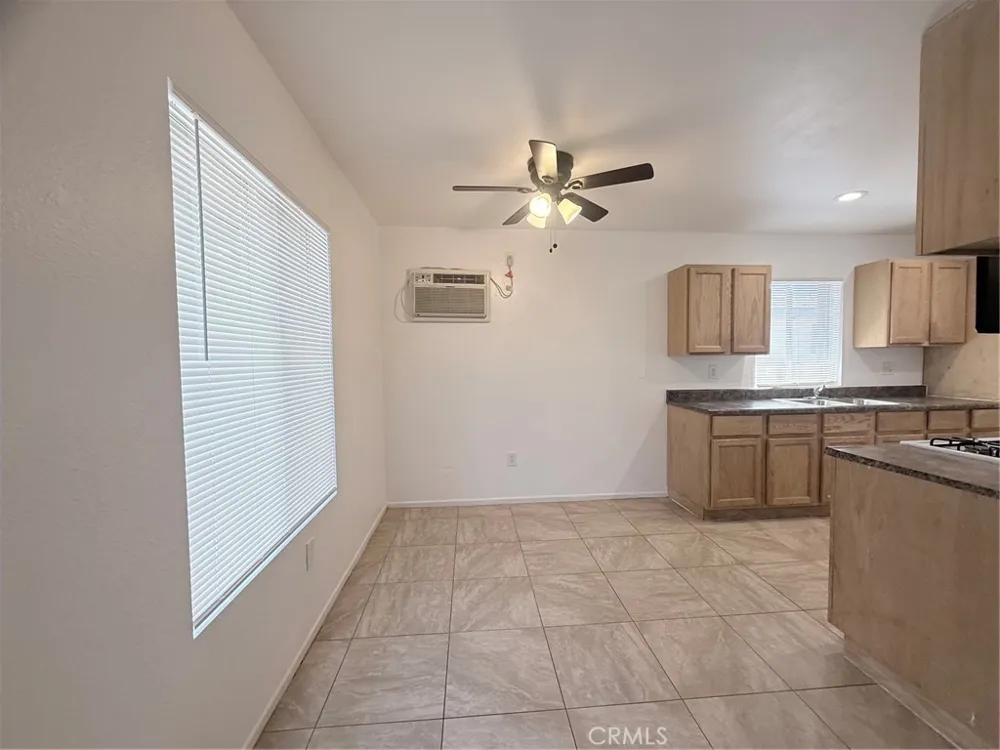 302 E Blueridge Orange, CA 92865