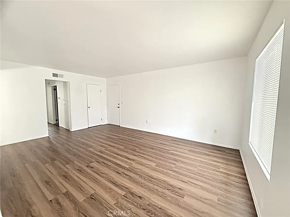 302 E Blueridge Orange, CA 92865