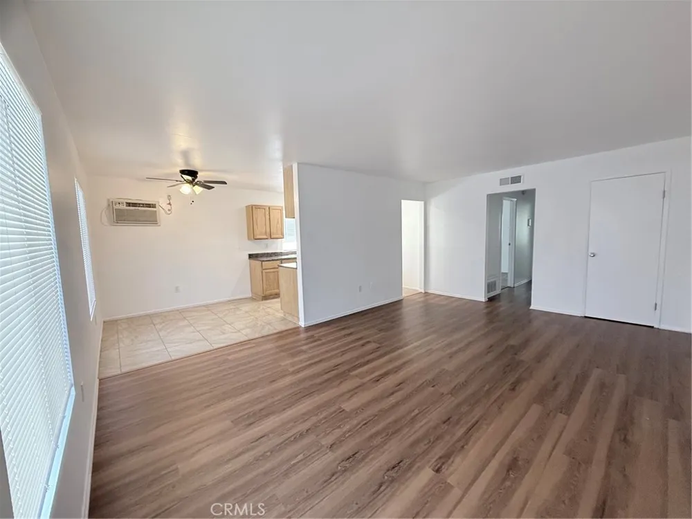 302 E Blueridge Orange, CA 92865