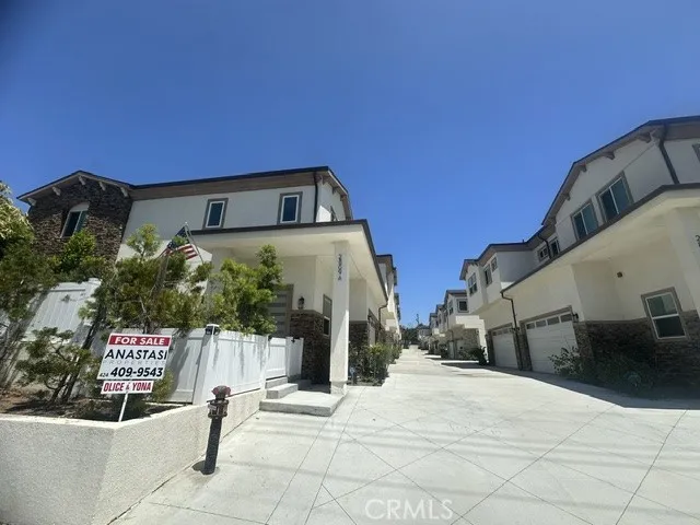 2815 190th #A Redondo Beach, CA 90278