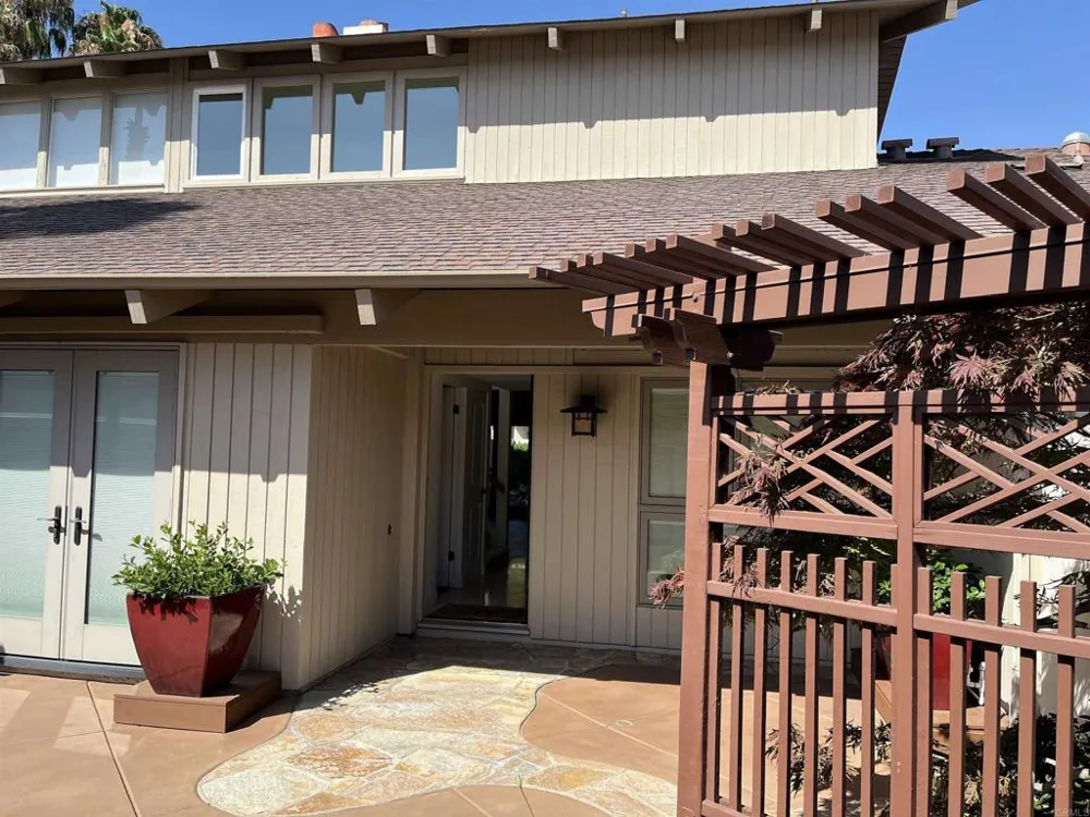 119 Cancha De Golf Rancho Santa Fe, CA 92091