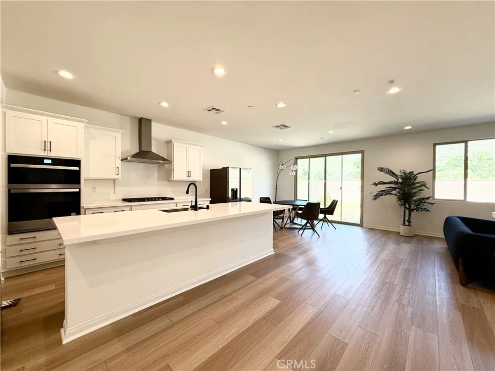 21696 Thomas Court Riverside, CA 92507