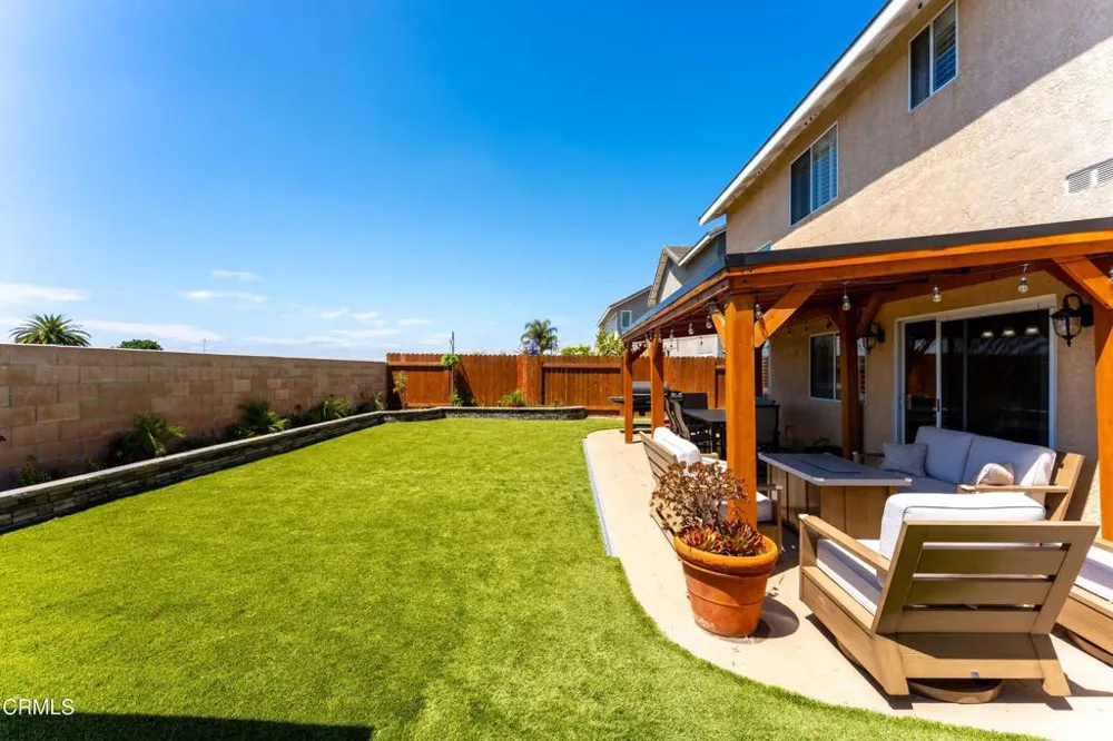 10474 Mammoth Street Ventura, CA 93004