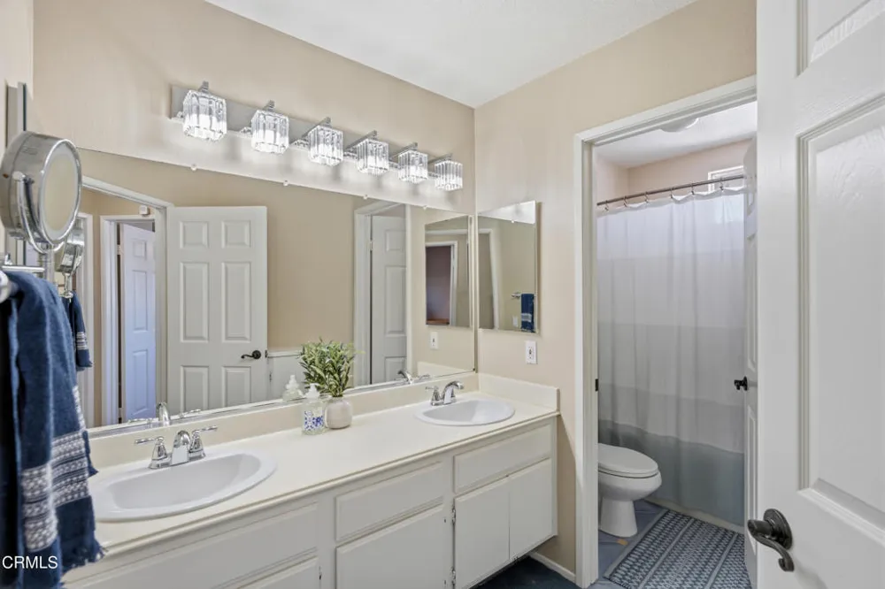 10474 Mammoth Street Ventura, CA 93004