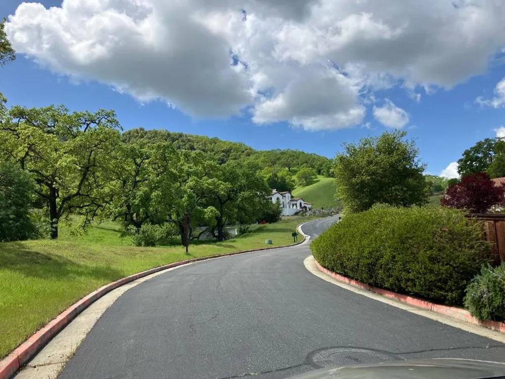2021 Portmarnock Way Gilroy, CA 95020