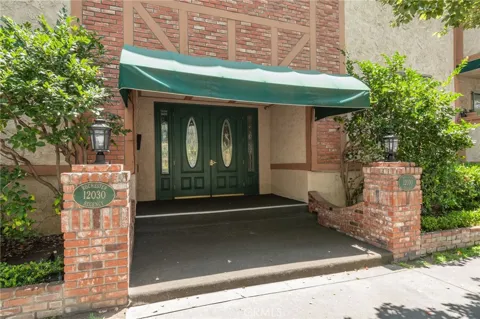 12030 Rochester #207 Avenue #207