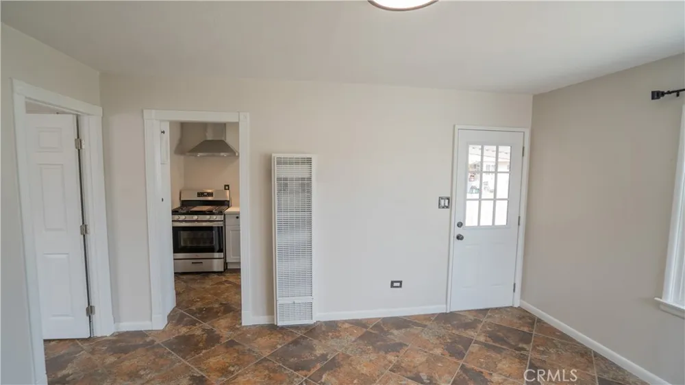 487 Jackson Colton, CA 92324