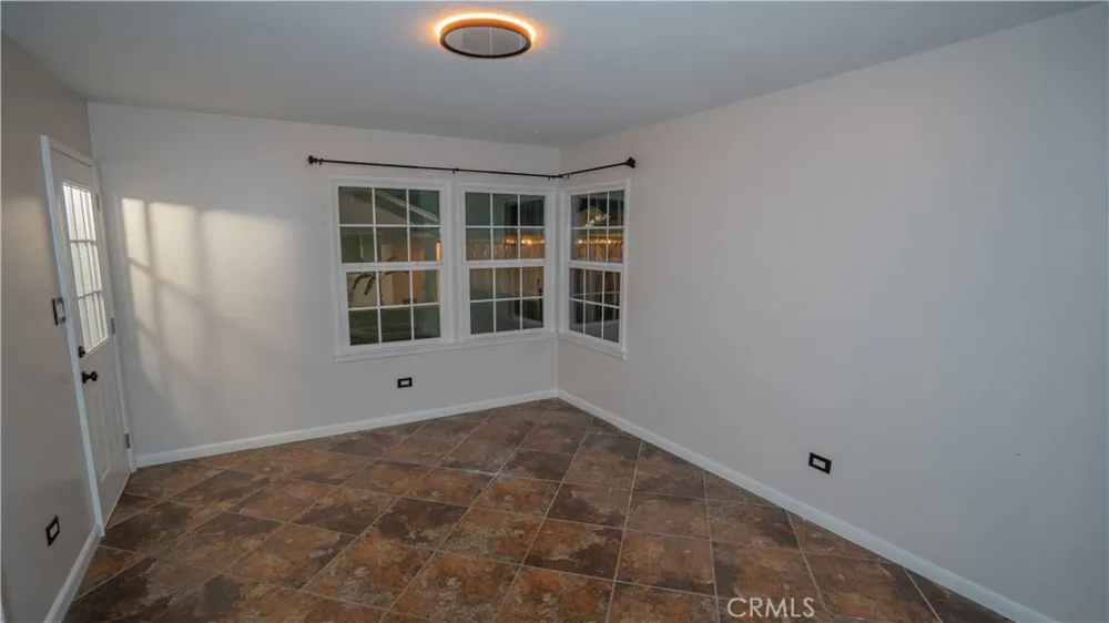 487 Jackson Colton, CA 92324