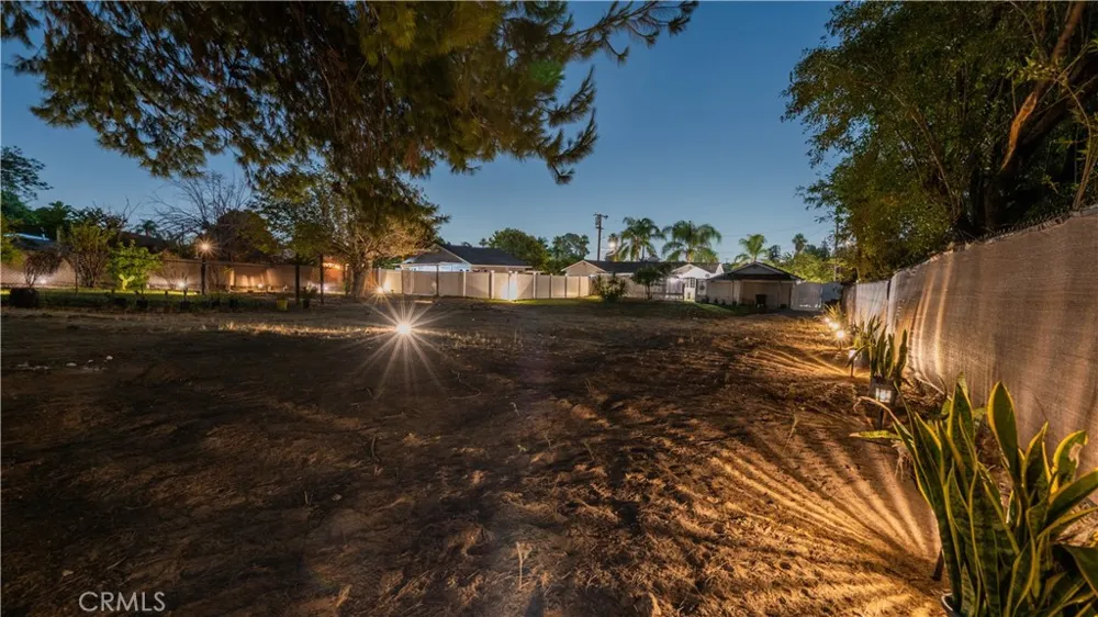 487 Jackson Colton, CA 92324