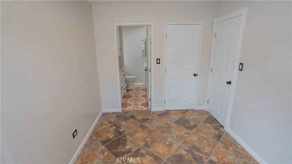 487 Jackson Colton, CA 92324